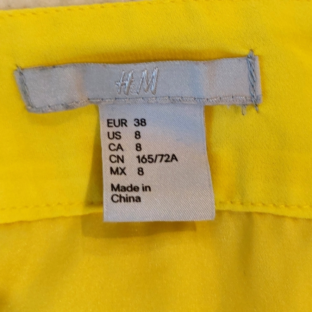 H&M Lined Ruffle Yellow Skirt - Picture 3 of 4